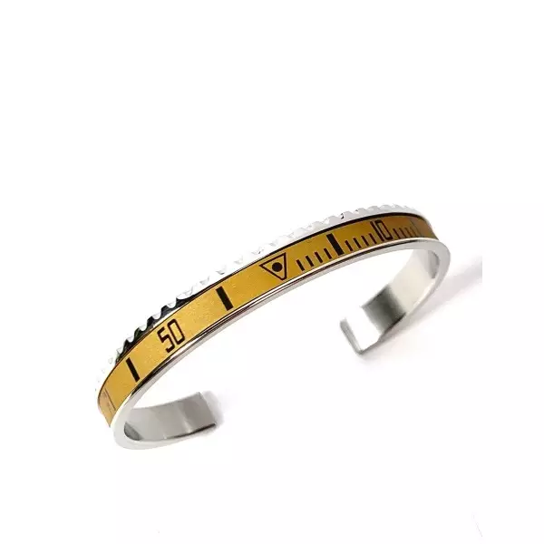 Speedometer bracelet 2025