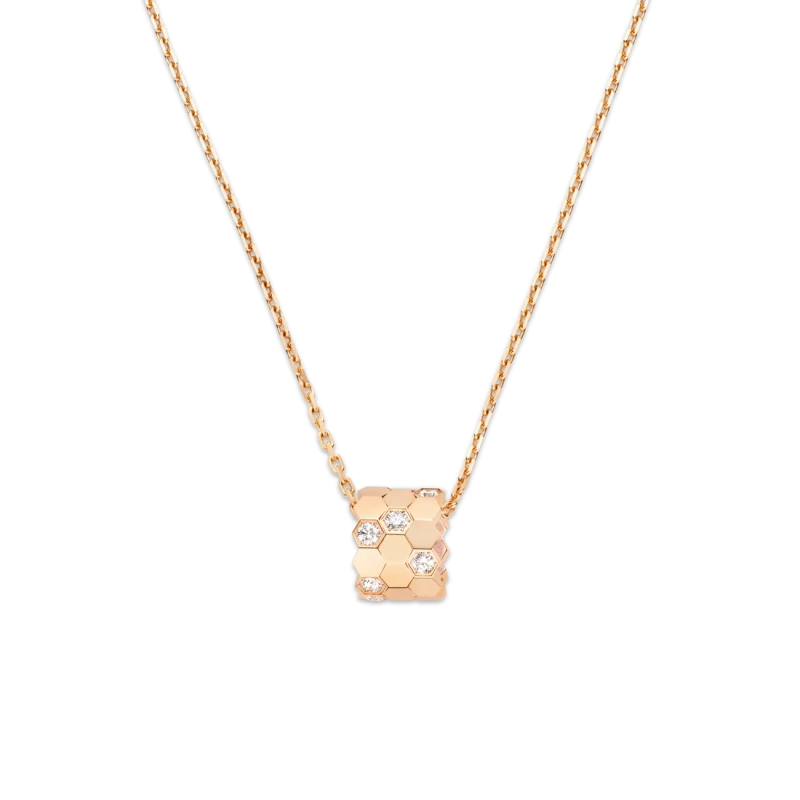 Bee de Chaumet - Goldfinger St Martin St Maarten St Barth