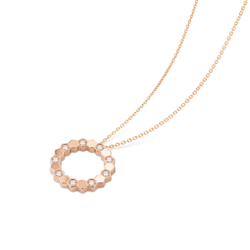 Bee de Chaumet - Goldfinger St Martin St Maarten St Barth