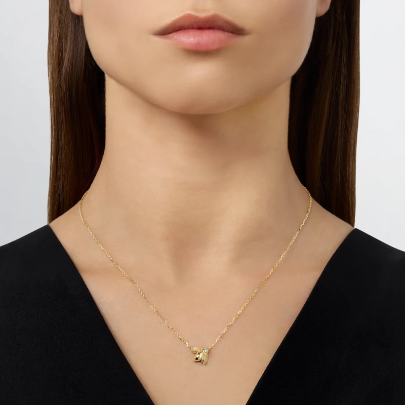 Bee de Chaumet - Goldfinger St Martin St Maarten St Barth