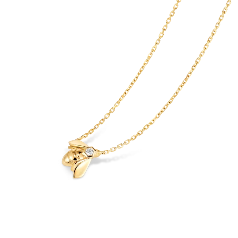 Bee de Chaumet - Goldfinger St Martin St Maarten St Barth