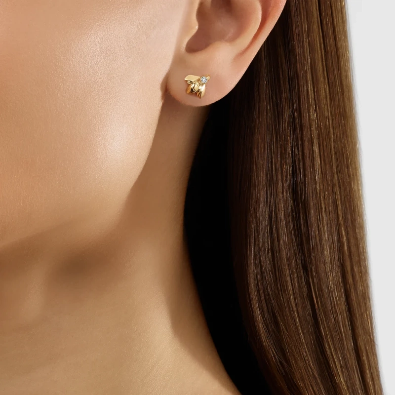Bee de Chaumet - Goldfinger St Martin St Maarten St Barth