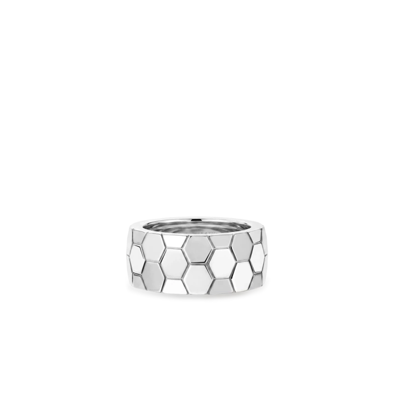 Bee de Chaumet - Goldfinger St Martin St Maarten St Barth