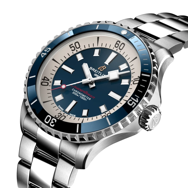 Breitling Superocean Automatic 42 - Goldfinger