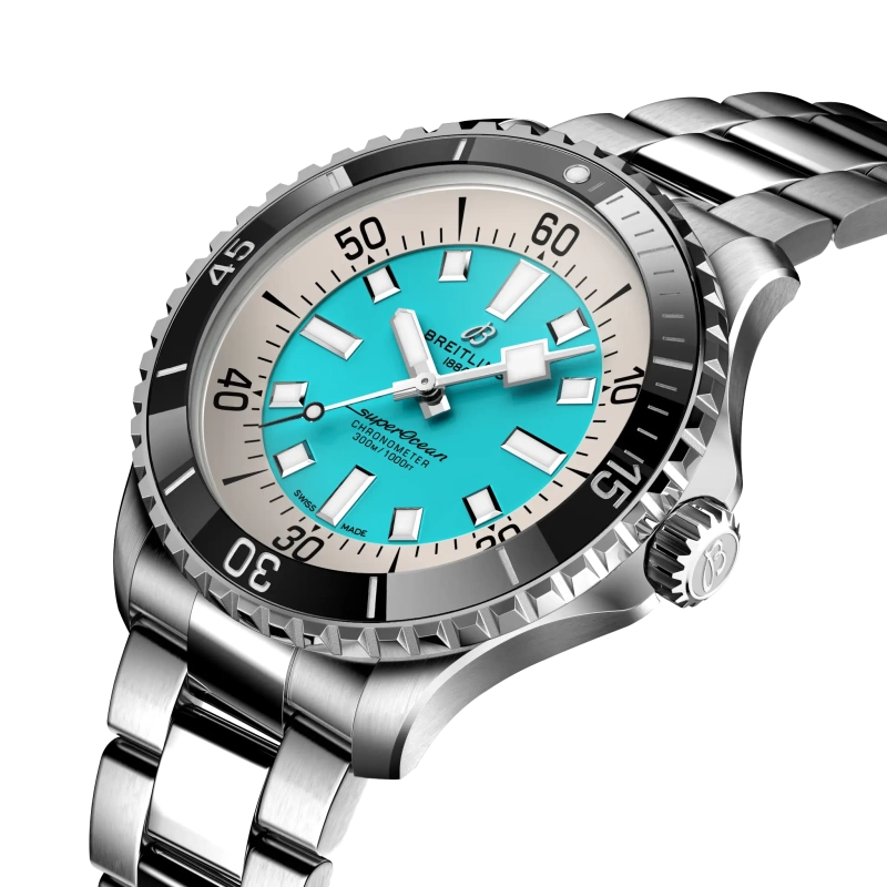 Breitling Superocean Automatic 44 - Goldfinger