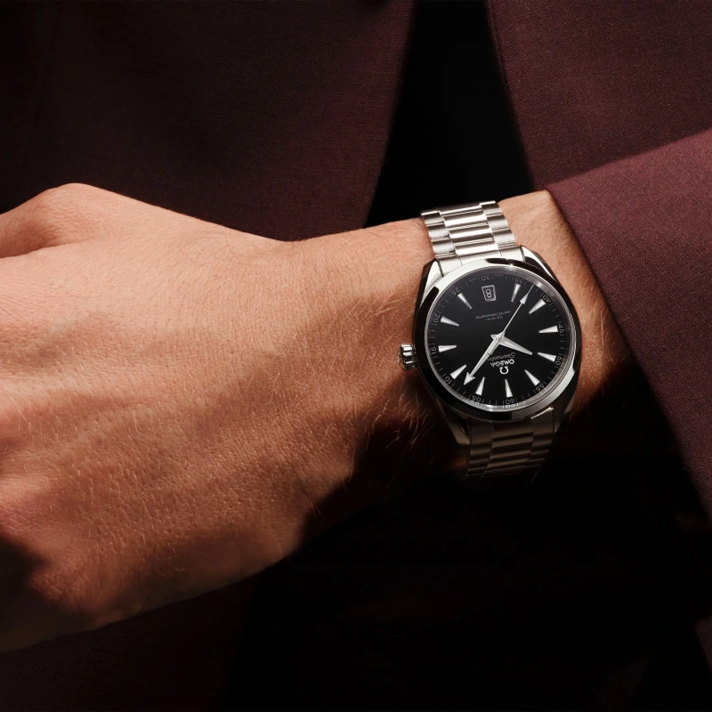 OMEGA Seamaster Aqua Terra 150M - Goldfinger
