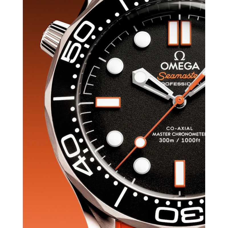 OMEGA Seamaster Diver 300M - Goldfinger