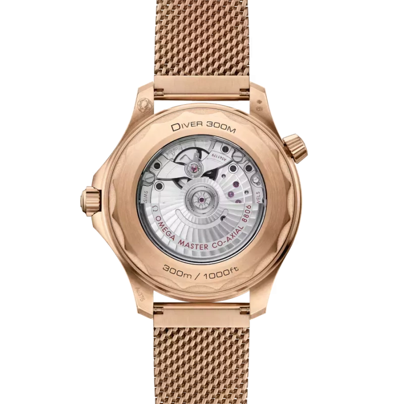 OMEGA Seamaster Diver 300M Bronze - Goldfinger