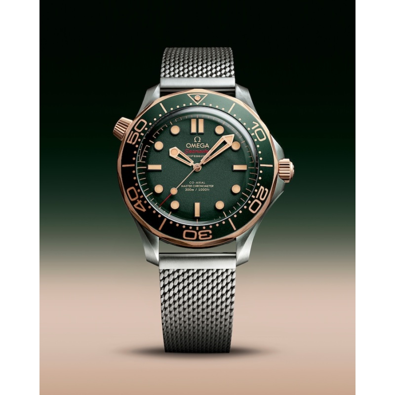 OMEGA Seamaster Diver 300M - Goldfinger