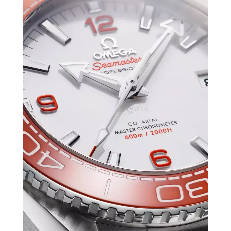 OMEGA  Seamaster Planet Ocean 600M - Goldfinger
