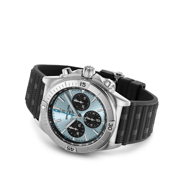 Breitling Chronomat B01 42 - Goldfinger