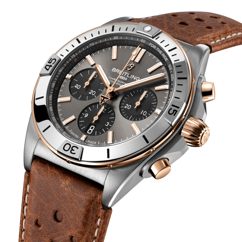 Breitling Chronomat B01 42 Triumph - Goldfinger