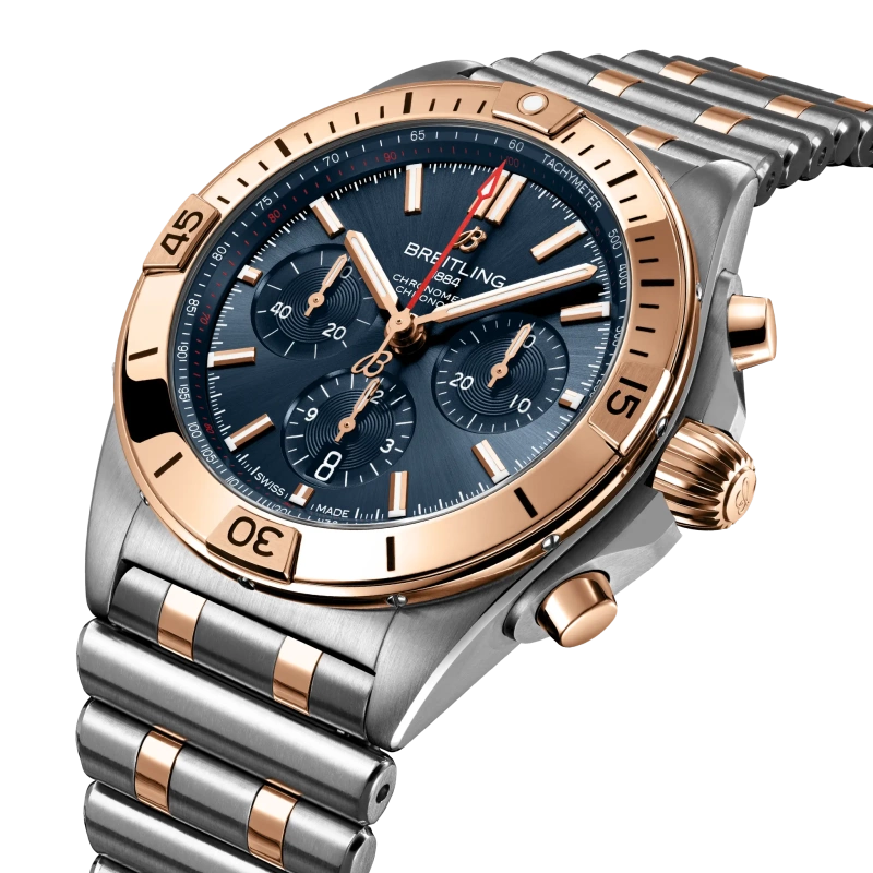 Breitling Chronomat B01 42 - Goldfinger