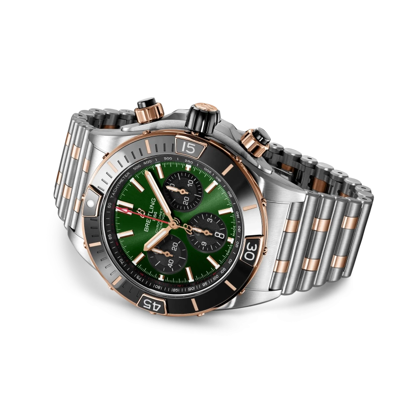 Breitling Super Chronomat B01 44 - Goldfinger