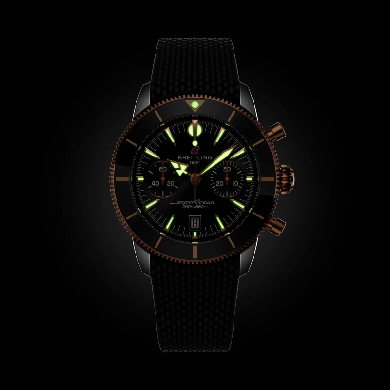 Breitling Superocean Heritage B01 Chronograph 42 - Goldfinger