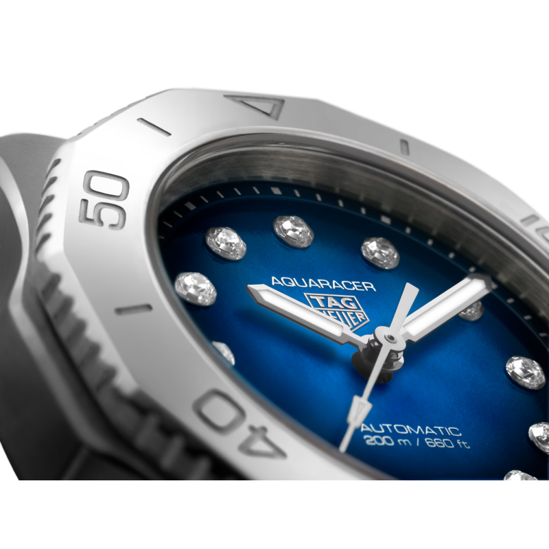 TAG Heuer Aquaracer Professional 200 Date - Goldfinger
