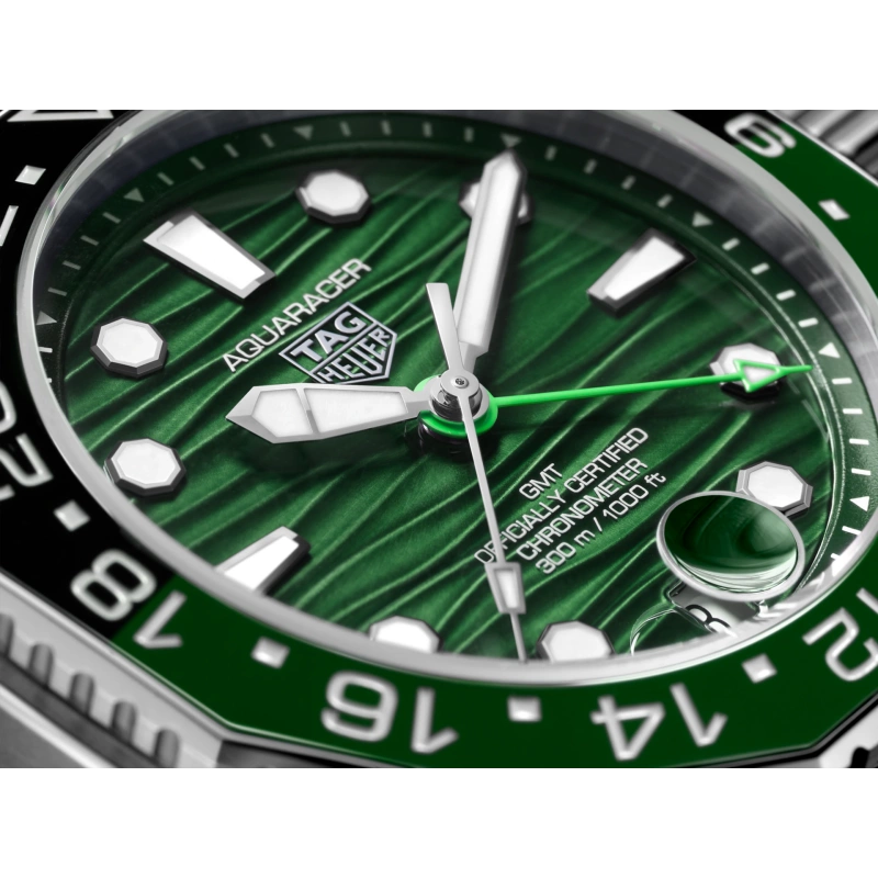 TAG Heuer Aquaracer Professional 300 GMT - Goldfinger