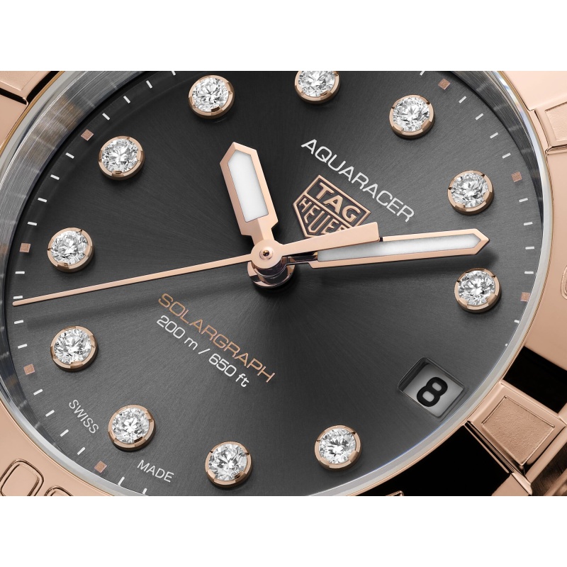 TAG Heuer Aquaracer Professional 200 Solargraph