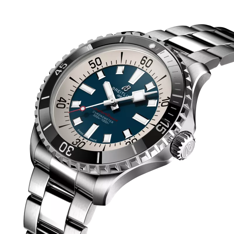 Breitling Superocean Automatic 44 - Goldfinger