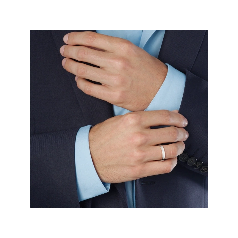 Les Éternelles de Chaumet Rubans wedding band  - Goldfinger